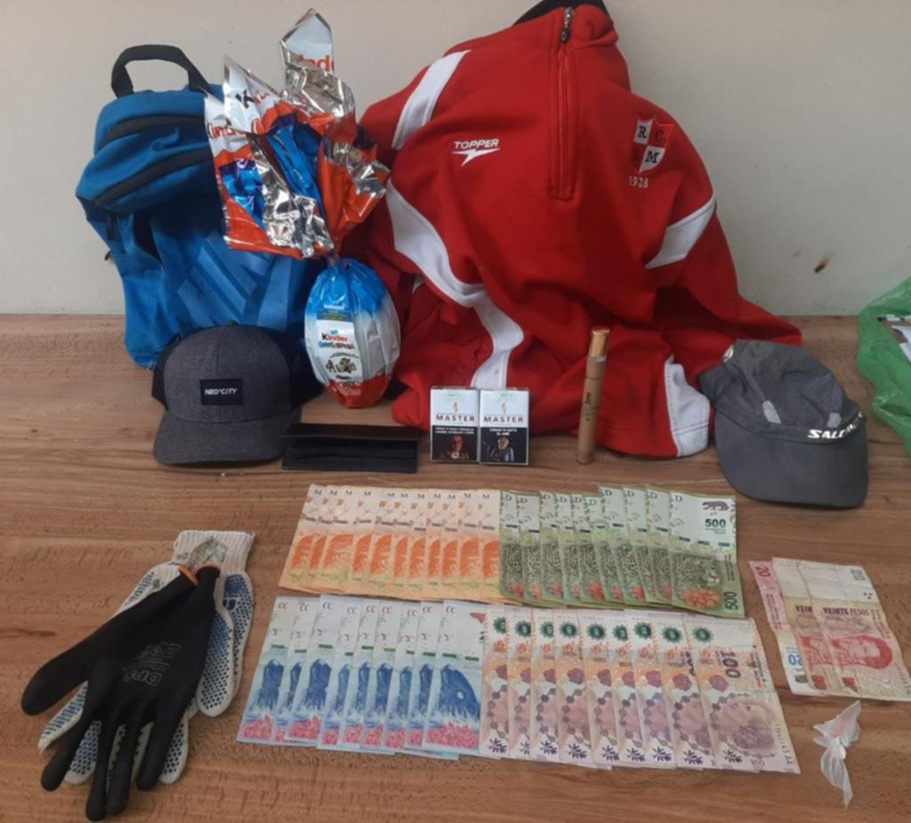 Tras un asalto, cayó con plata y un huevo de chocolate