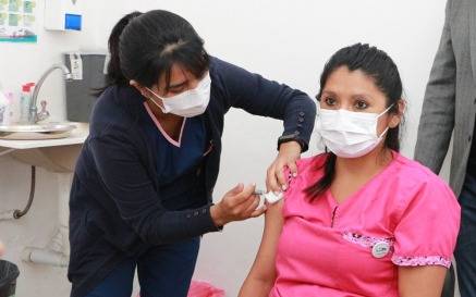 Avanza la campaña antigripal en La Plata: uno por uno, a dónde vacunarse