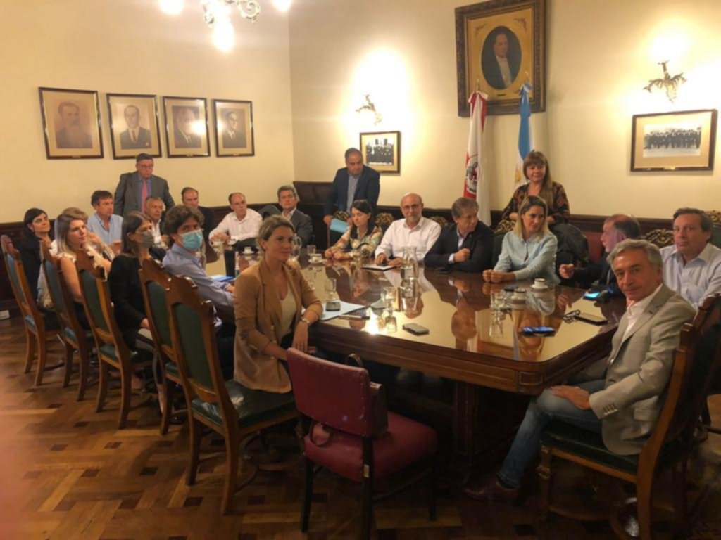 Oposición, a la Justicia: busca frenar la designación K