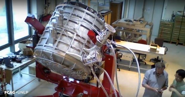 Proyecto Qubic: platenses a la caza del Big Bang
