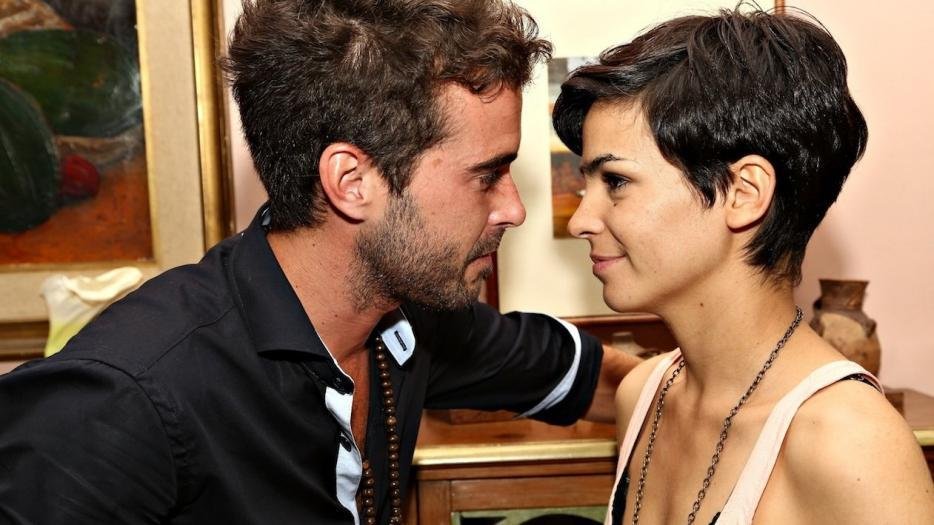 Rápido para los mandados: Cherri contó con quién salió Cabré a días de separarse