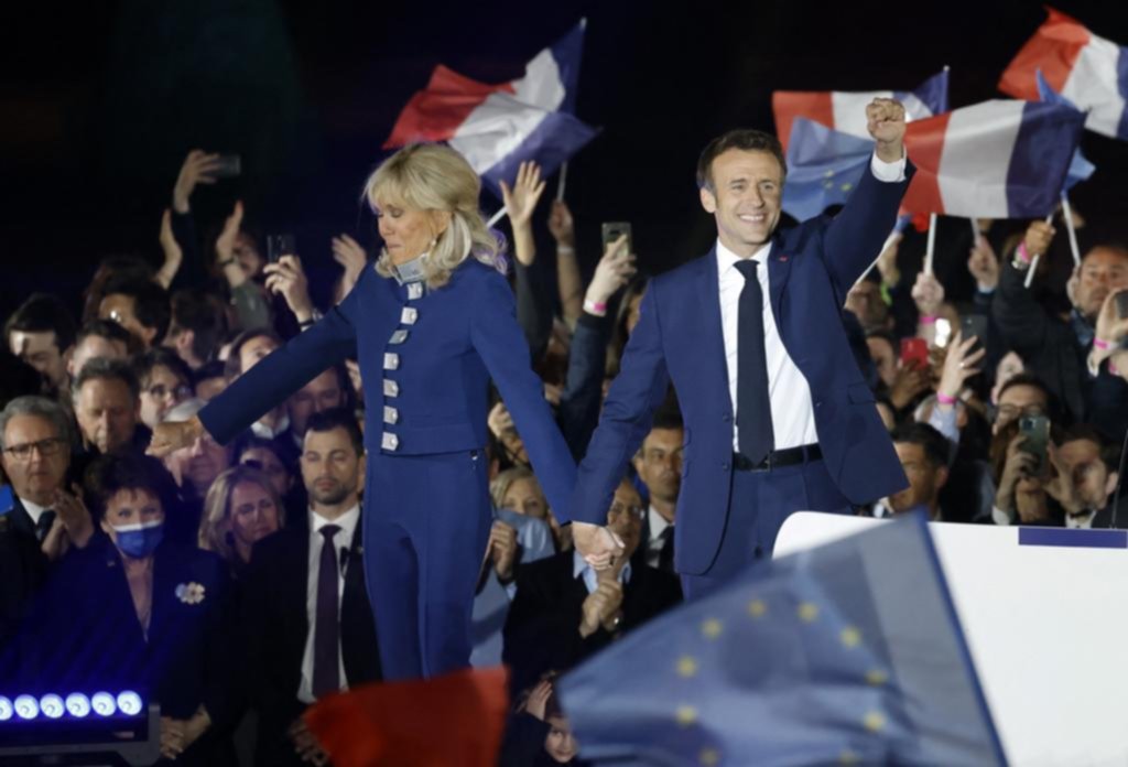 Macron por cinco años más: se impuso a Le Pen en la segunda vuelta