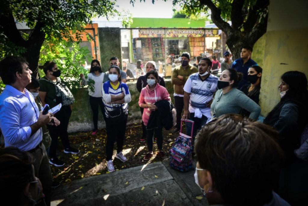 En la Primaria 117 siguen las viandas de emergencia