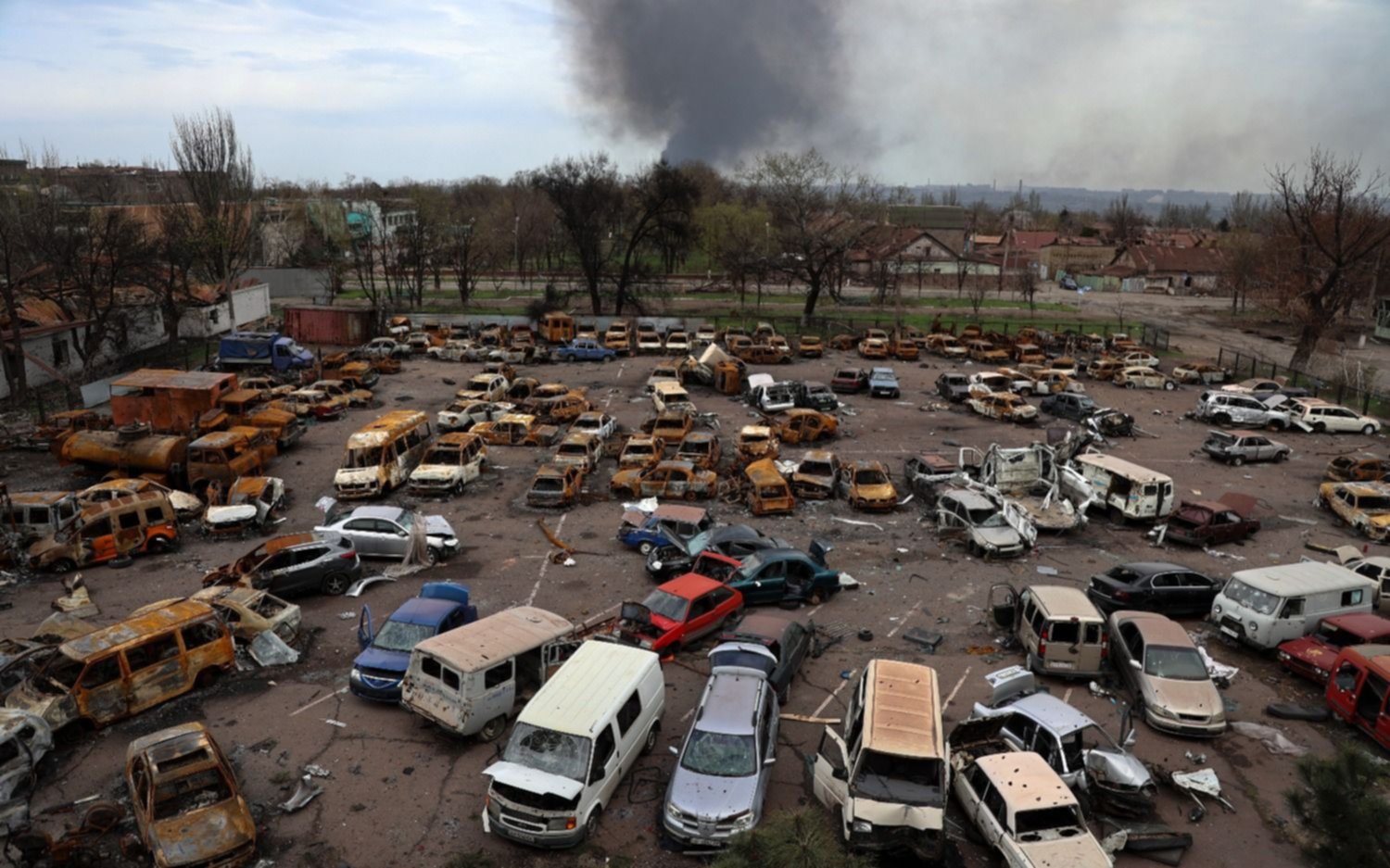 Rusia anuncia alto el fuego en Mariúpol para evacuar civiles de Azovstal