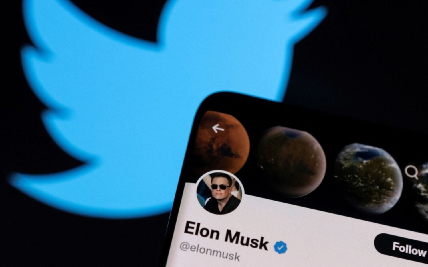 Elon Musk compró la red social Twitter por 44.000 millones de dólares