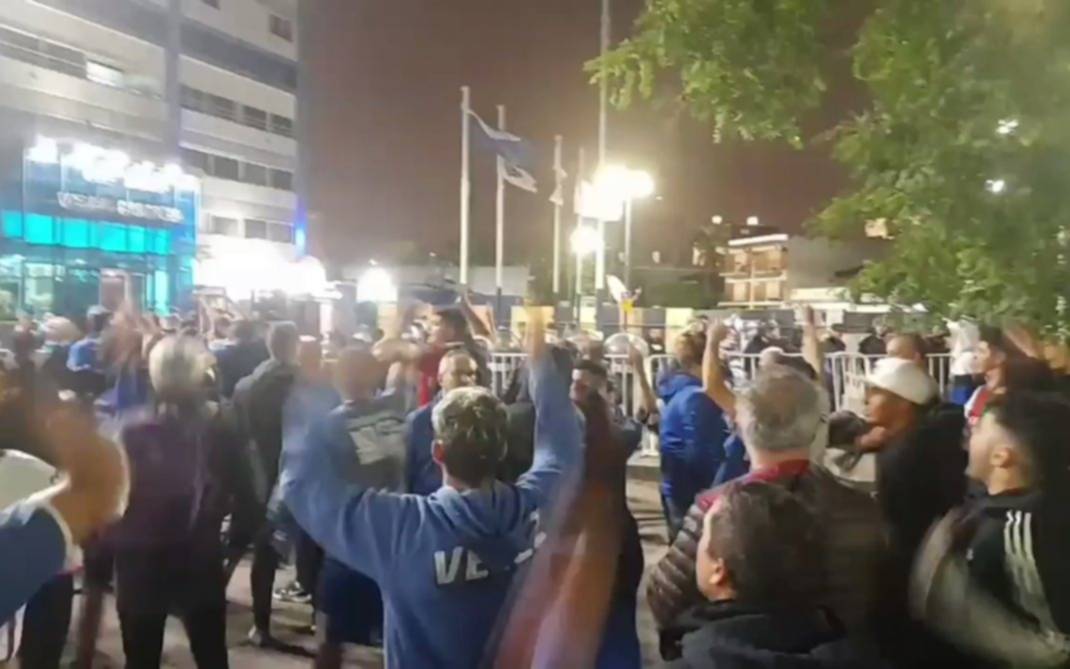 En Vélez clima muy caliente y reclamos con incidentes tras la caída con Nacional