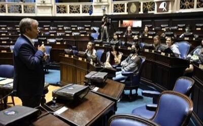 Alumnos del secundario fueron legisladores por un día