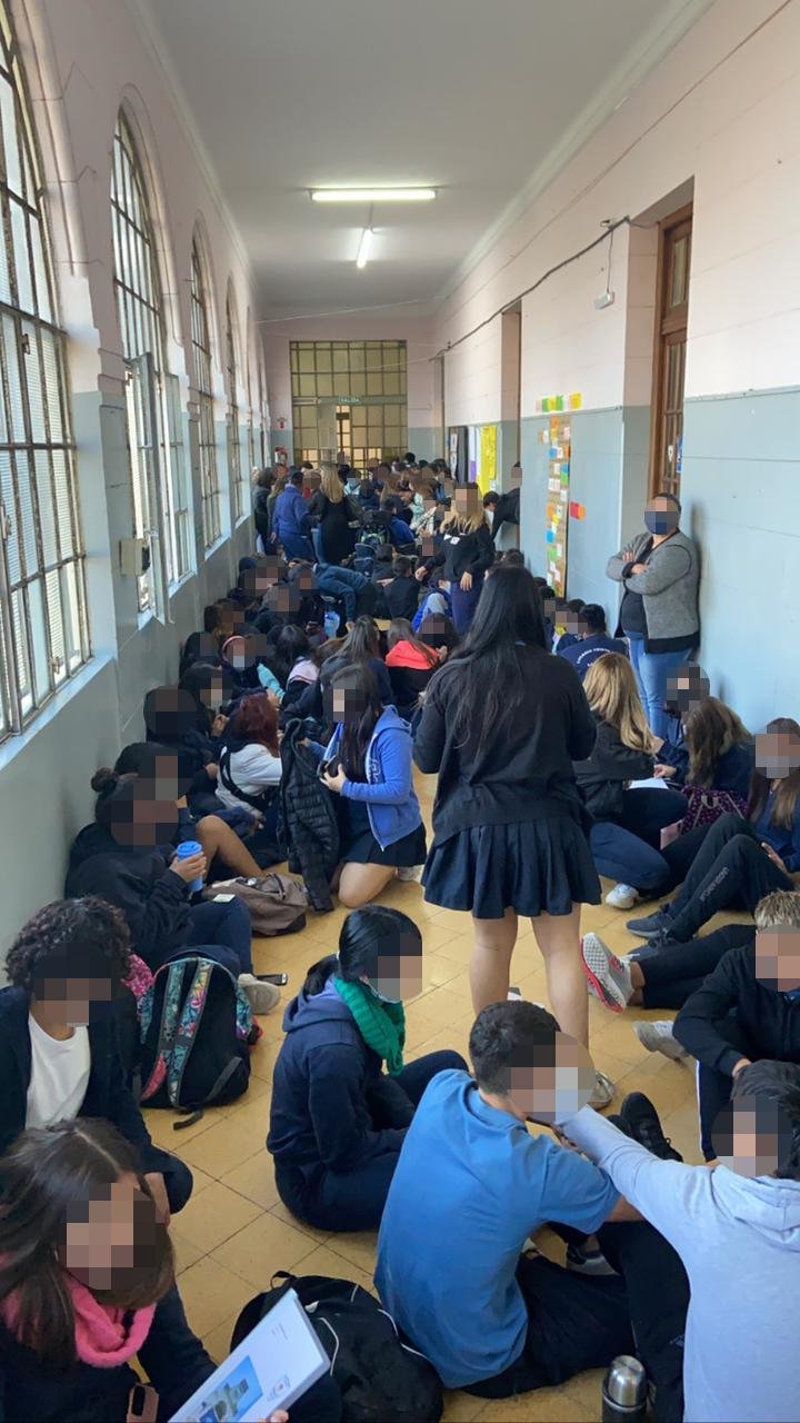 Una nueva protesta por acoso en un colegio secundario de la Ciudad