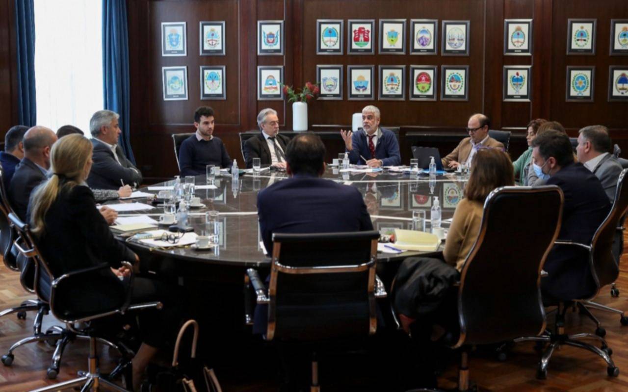 Suba de precios: reunión de Feletti con las principales empresas de alimentos