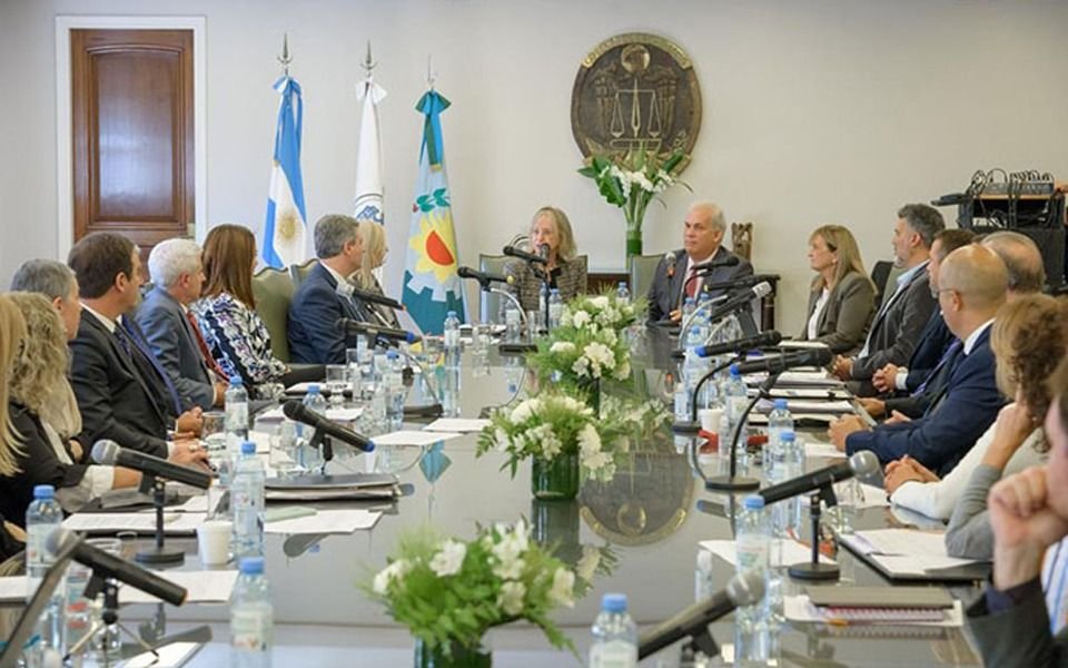 Convenio entre la Suprema Corte de Justicia y el Colegio de Escribanos