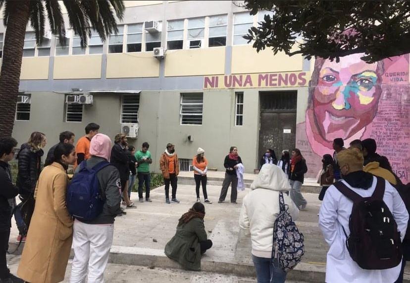 Medicina y extranjeros: cobrarán un arancel diferencial