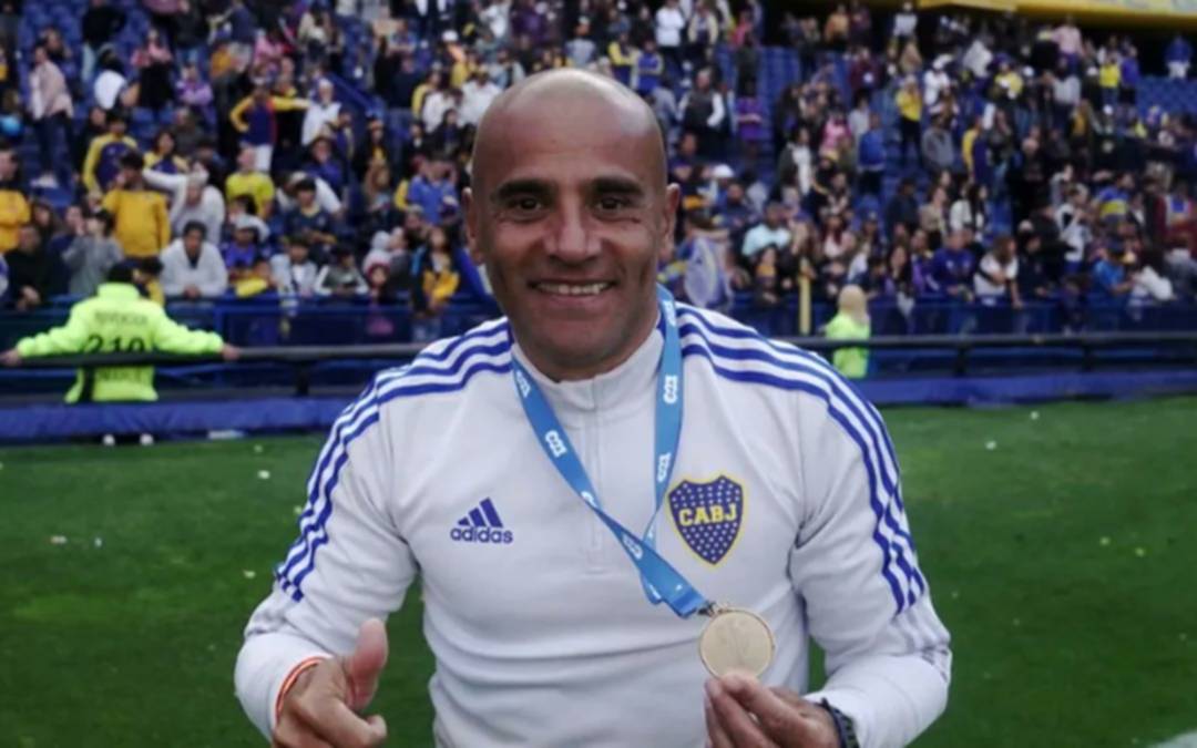 Denunciaron a Jorge Martínez, DT del fútbol femenino en Boca, por abuso sexual
