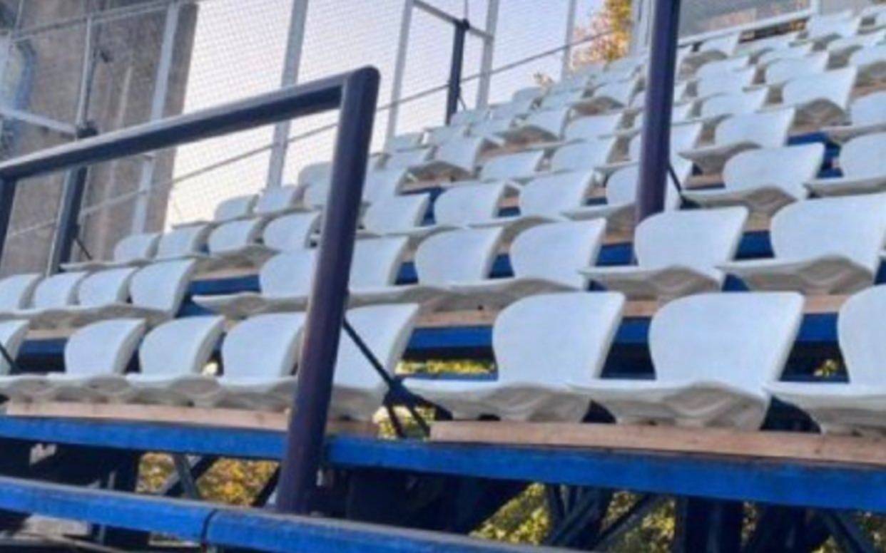 Gimnasia: desmontan 180 plateas del Poli y las llevan al Bosque para cumplir con la Conmebol