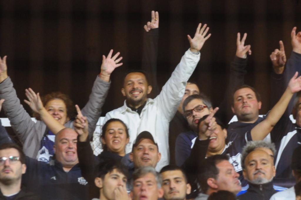 El Zerillo recibió la Copa con color y gala