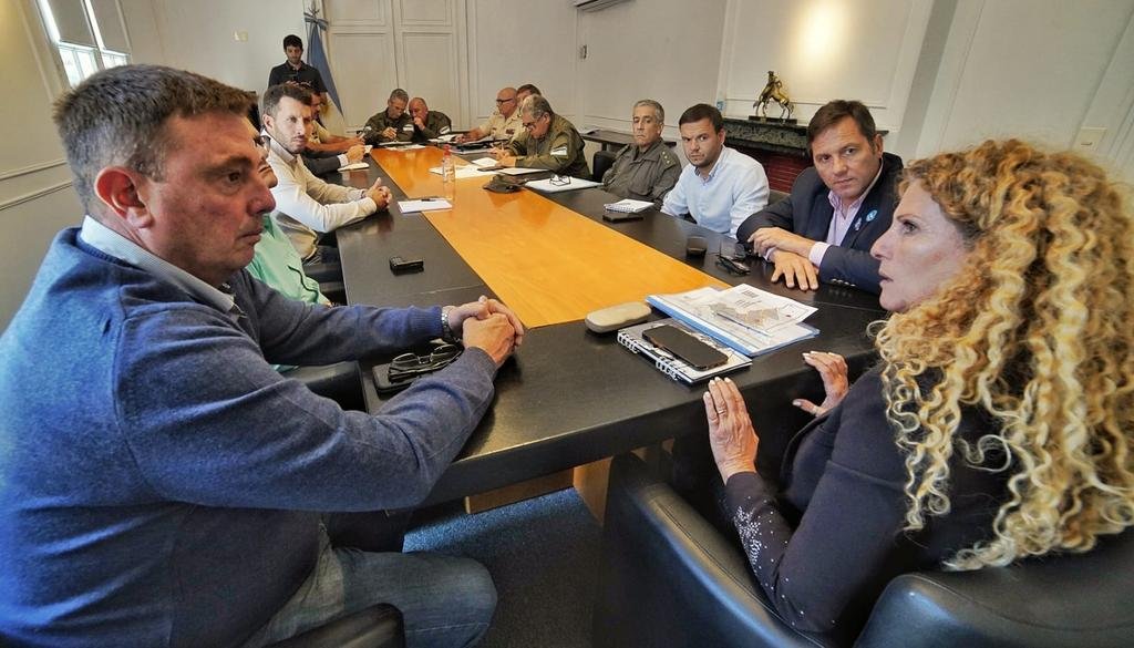 Con la Provincia ausente, buscan coordinar las tareas de los gendarmes
