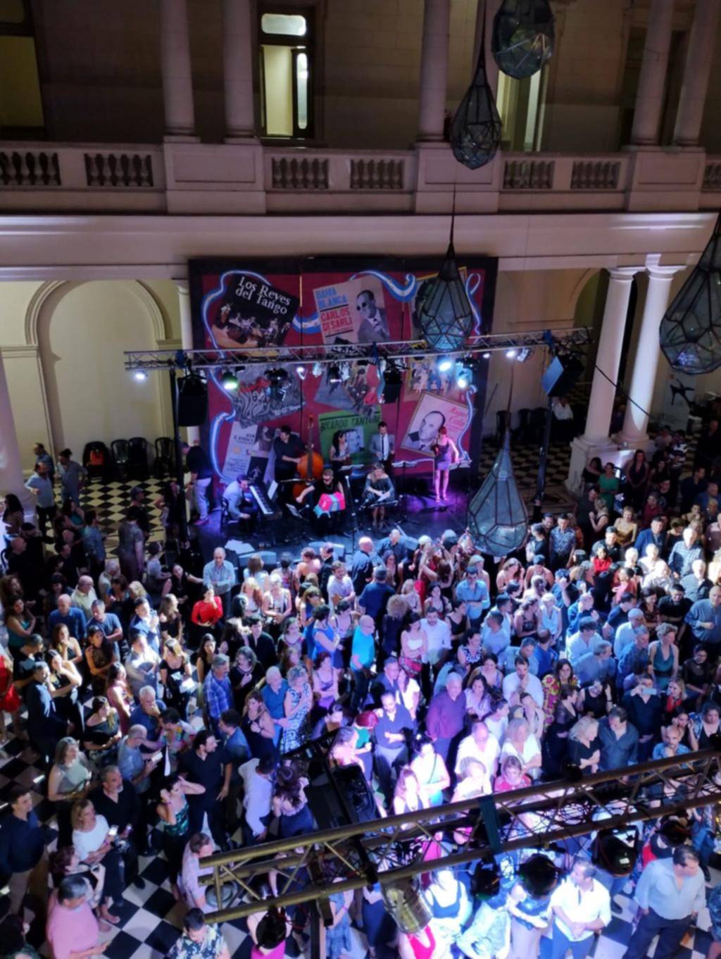 Fiesta de tango con presencia internacional