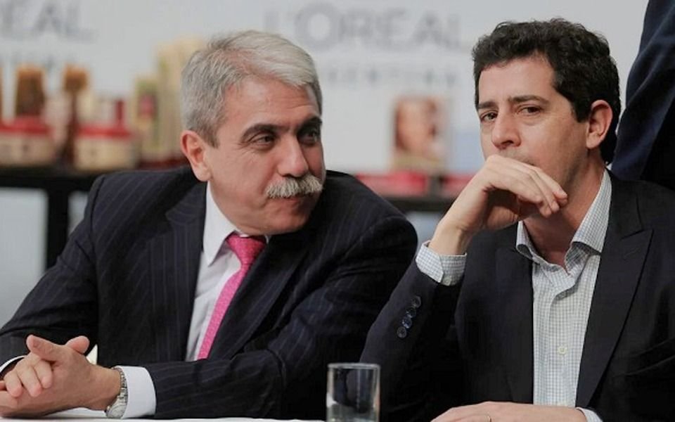 Arde la interna oficialista: "No trabajaron nunca y se la pasaron tirando piedras"