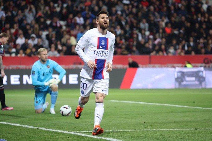Un gol y asistencia de Messi le devolvió la tranquilidad al PSG
