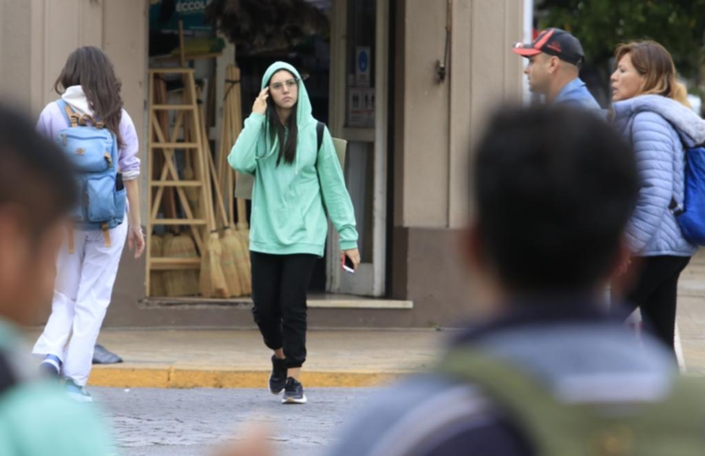 La Plata en imágenes: a sacar buzos y camperas