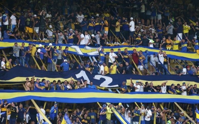 La "12" le dejó un mensaje al plantel de Boca en Casa Amarilla tras la derrota ante Colón: "No le falten.."