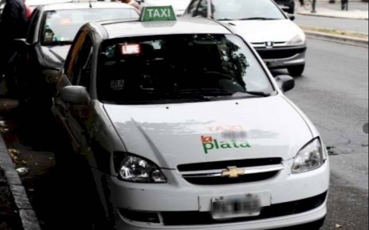 La violenta historia de un taxista y dos mujeres ecuatorianas en la noche de La Plata: "Bajá la música"
