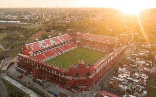 Santi Maratea impulsa una colecta para rescatar a Independiente: "Pagas toda la deuda"