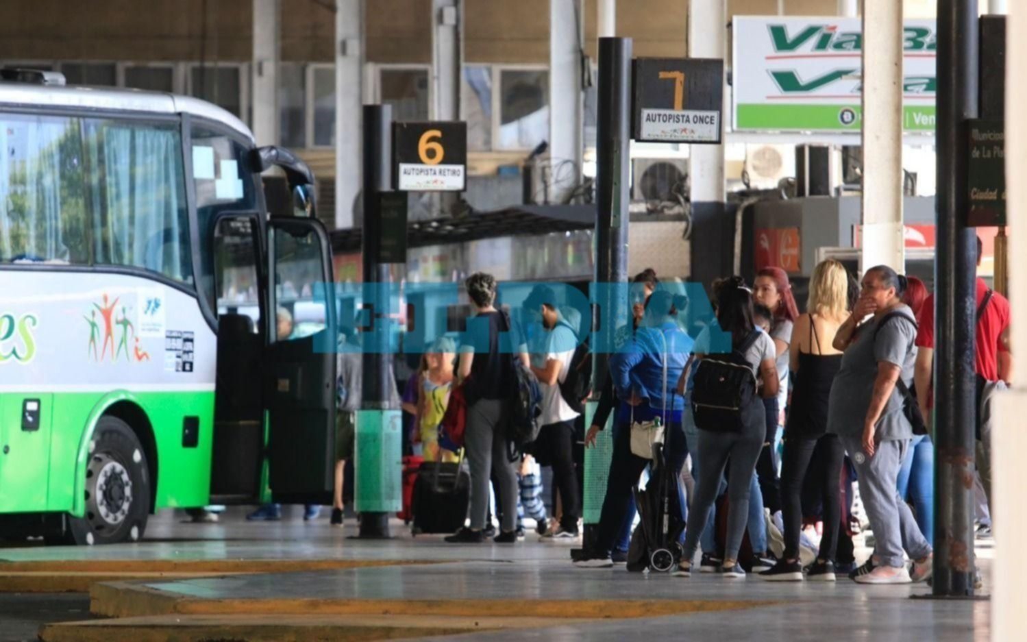 Se extiende el paro: seguirá suspendido el servicio de una de las líneas que conecta La Plata y CABA