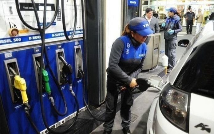 Renuevan acuerdo por combustibles con subas fijas hasta agosto