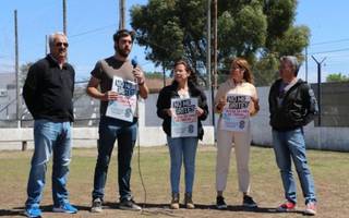 Nicolás Pedersoli, de Defensores de City Bell: "Apostamos al diálogo con los padres para evitar presiones a los chicos"