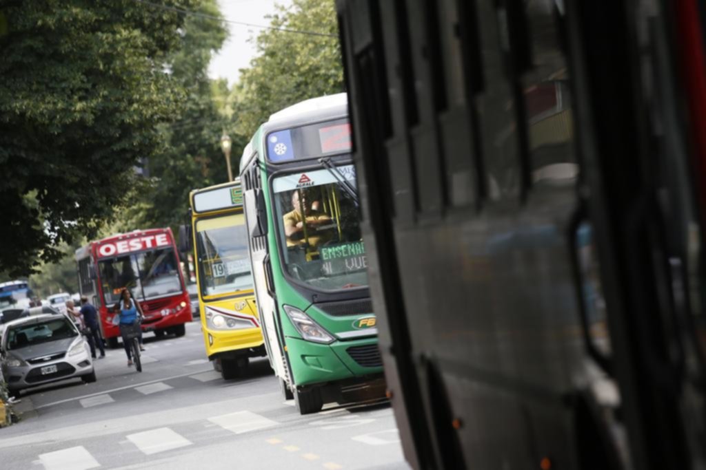 ¿Por qué es un secreto el recorrido de los colectivos, los ramales y la frecuencia con que pasan?