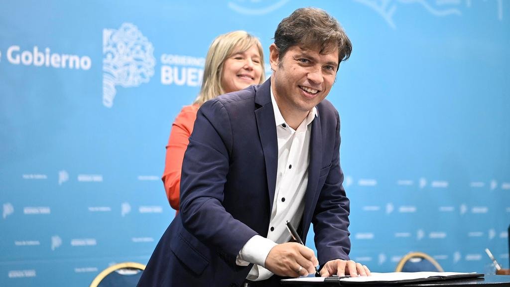 Elecciones simultáneas: Kicillof llamó a las Paso en agosto