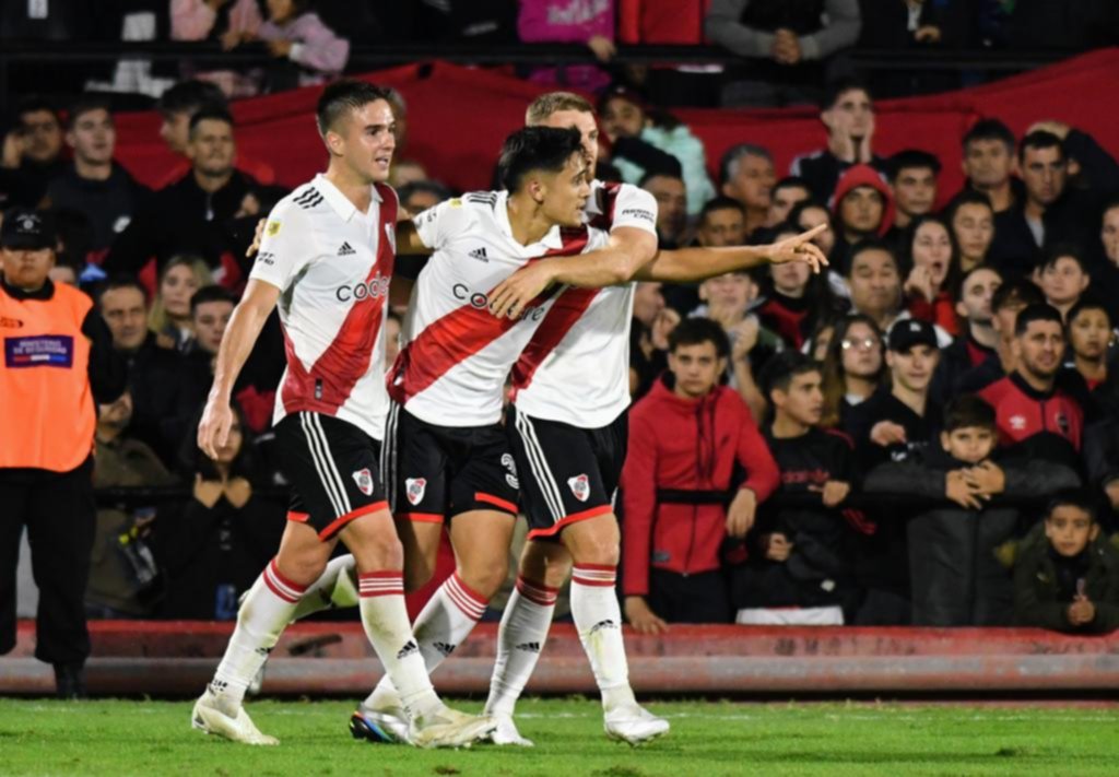 River encontró un regalo en el final para volver a ganar y ser más líder que nunca