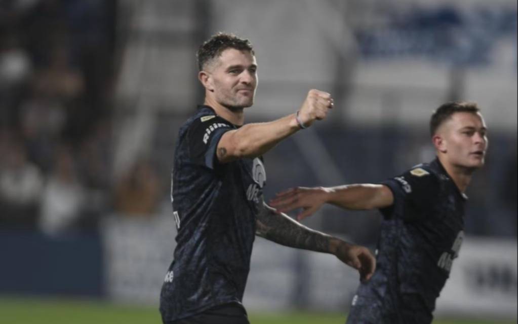 Pablo Vegetti y los gritos de gol en el bosque: "Cero rencor con los hinchas de Gimnasia, le tengo mucho respeto al club"