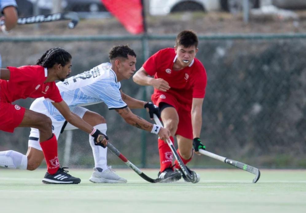 Los Leoncitos campeones e invictos, en hockey