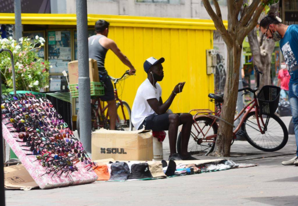 Los senegaleses se van: en 3 años la colectividad se redujo a la mitad