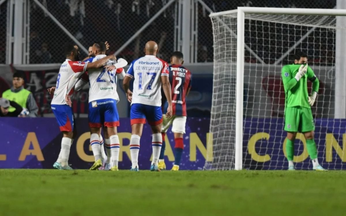 San Lorenzo perdió sobre la hora ante Fortaleza