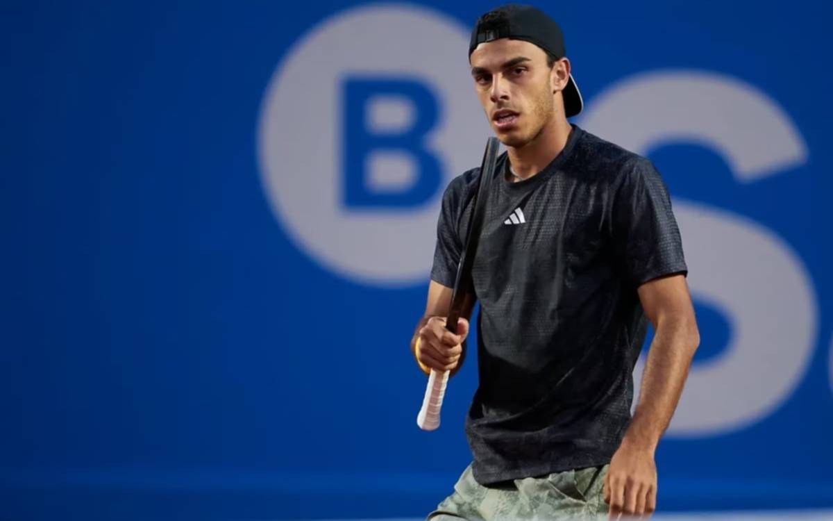 Francisco Cerúndolo cayó en tres sets ante Evans en el ATP 500 de Barcelona