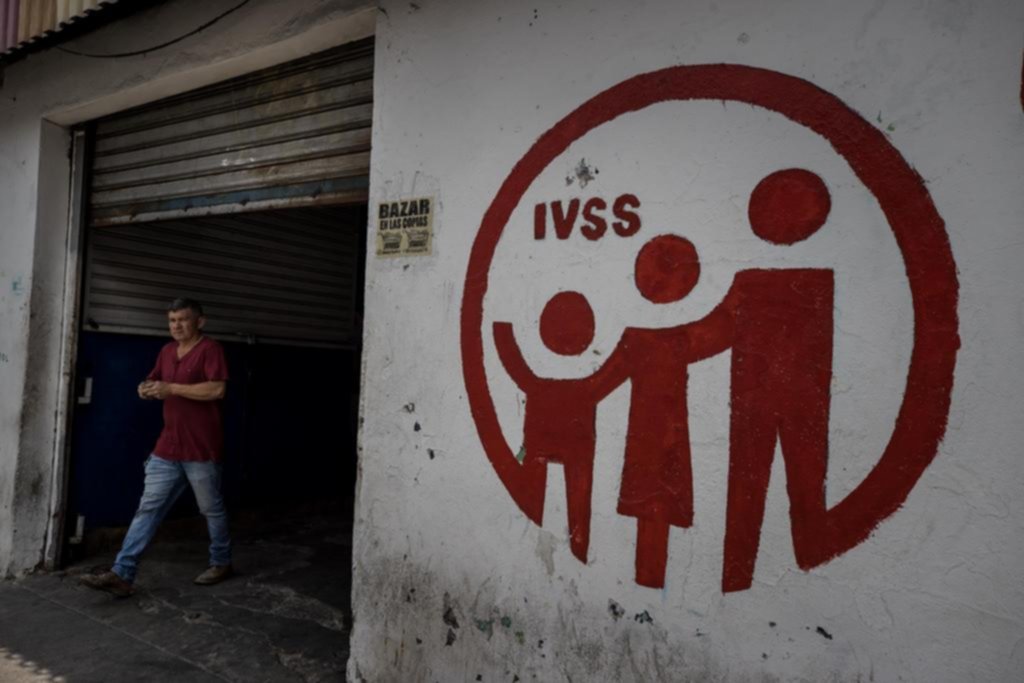 Chau seguro médico: pocos pueden pagarlo en Venezuela