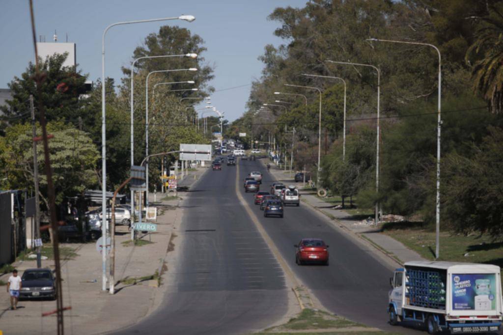 Entre el rechazo y los reclamos apuran la Zona Roja en la avenida 122