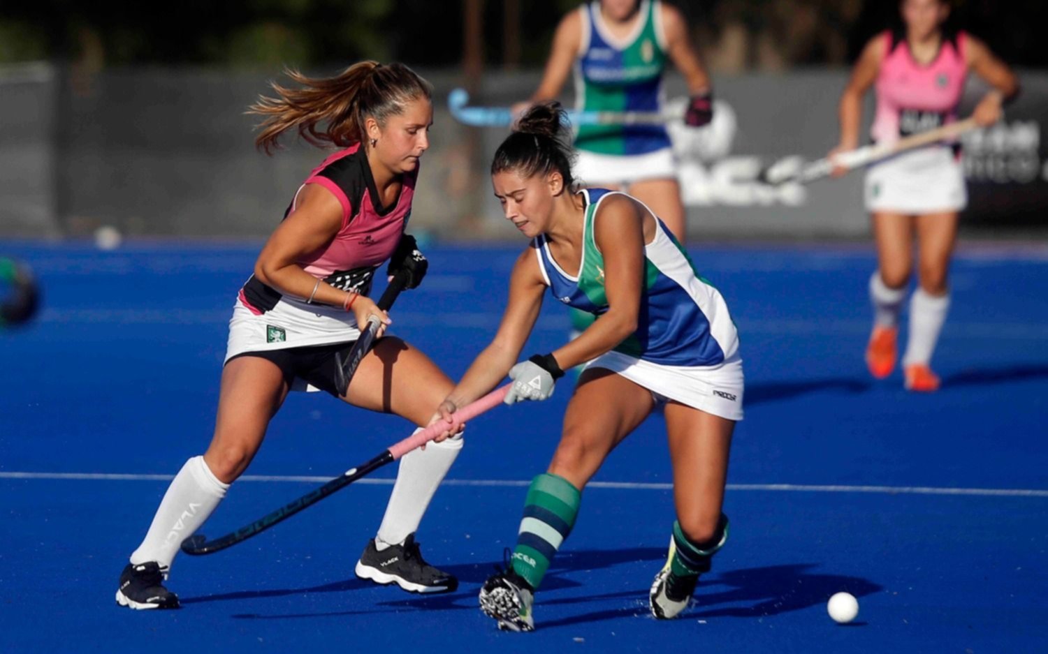 Santa metió cuarta, estiró el invicto y está tercero en el Metro de hockey femenino