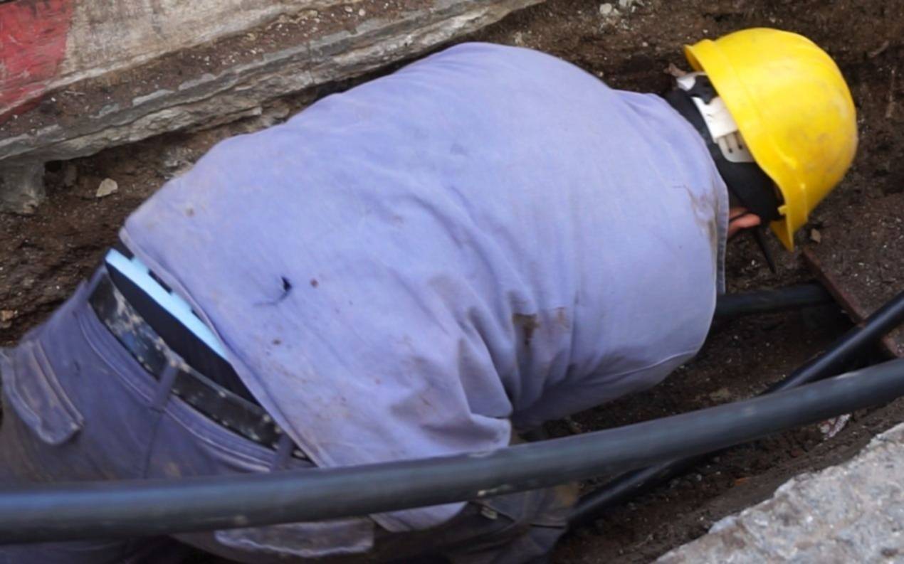 Reclamos por falta de luz en La Plata: barrio por barrio, los cortes programados