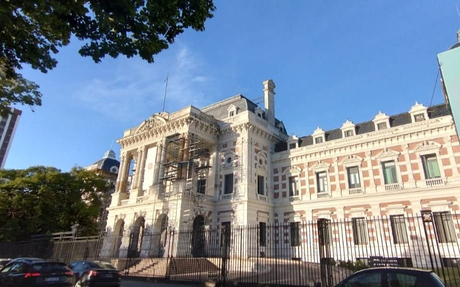 Cuándo cobro: salió el cronograma de pago a estatales, docentes y judiciales bonaerenses