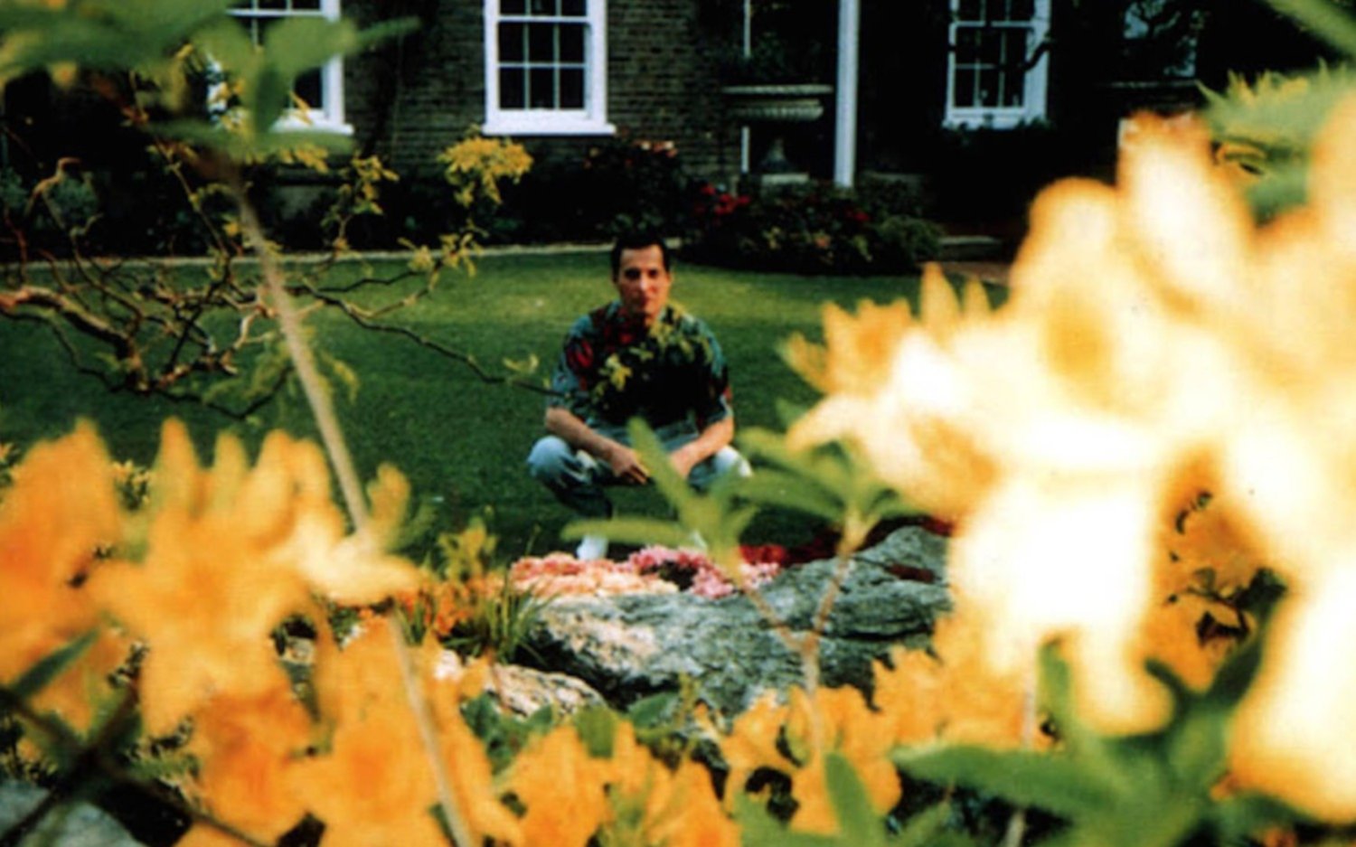 Subastan y exhiben objetos de Freddie Mercury que se encuentran en su casa de Londres hace 30 años