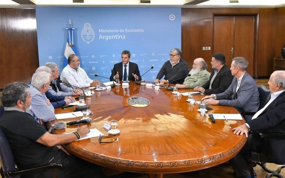 El Gobierno convoca a un acuerdo de precios y salarios para los próximos 90 días