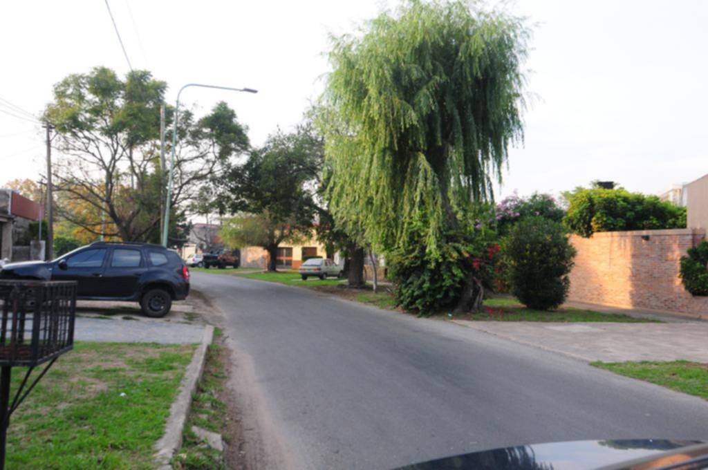 “25 minutos de desastre”: salieron a comprar en La Plata y les desvalijaron la casa