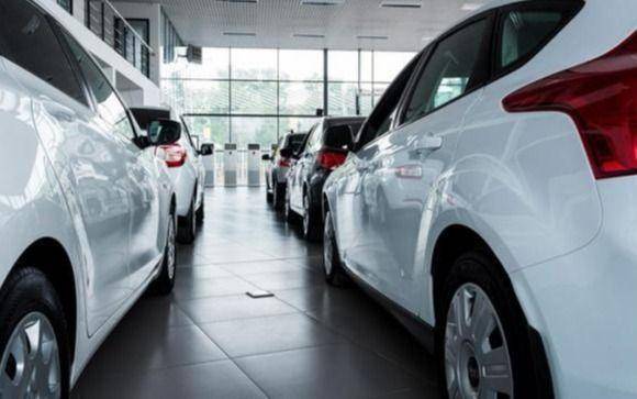 Por el dólar, la venta de autos se mueve entre la incertidumbre y la cautela