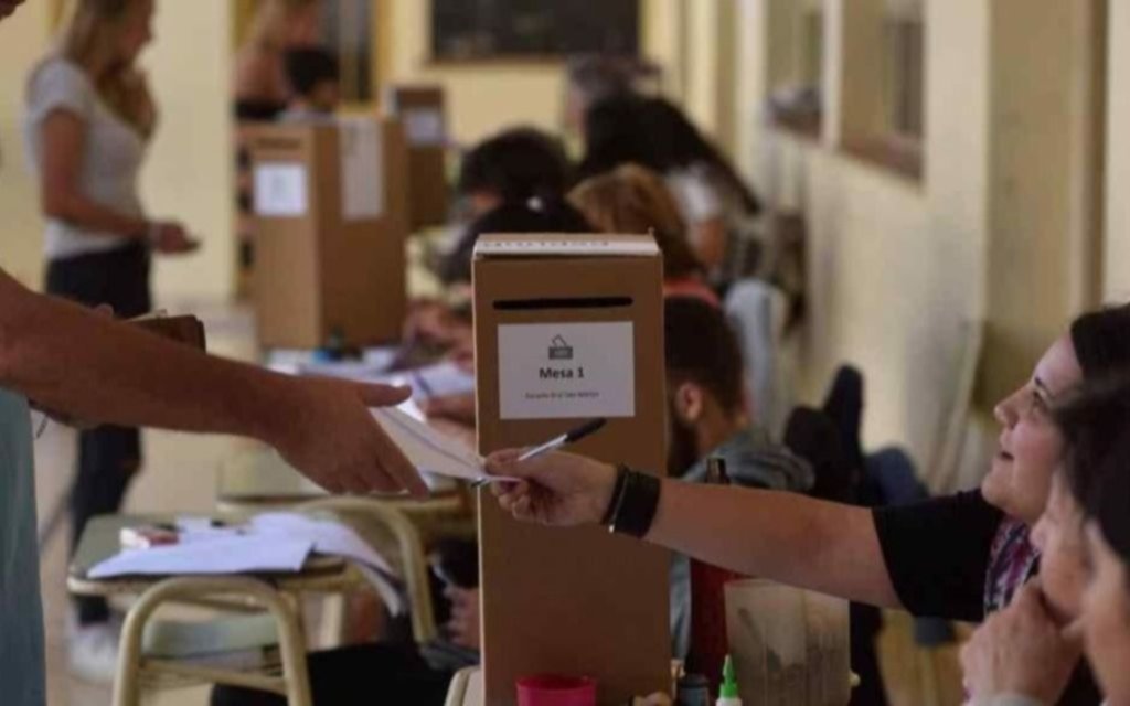 Provincia por provincia, qué se vota: oficializan fechas de PASO, generales y posible "segunda vuelta"