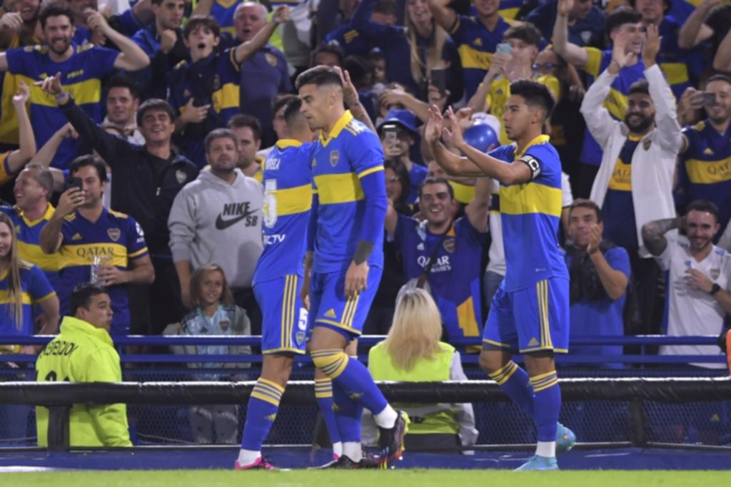 Festejó a lo Boca: un peleado triunfo sobre Racing