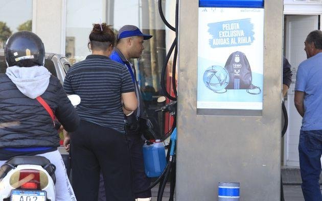 En mayo todo sube: los servicios, la nafta y hasta la tasa de la tarjeta