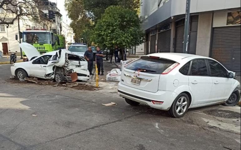 Impresionante choque en el centro de La Plata